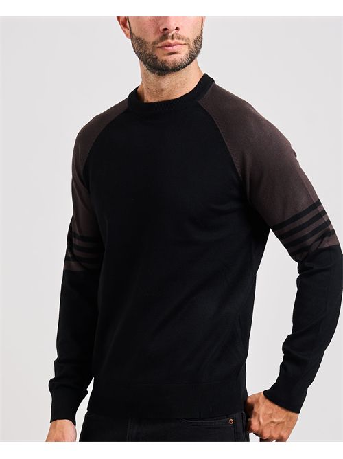 Pull Richmond X pour homme avec rayures sur les manches RICHMOND X | UMA25055MABLACK